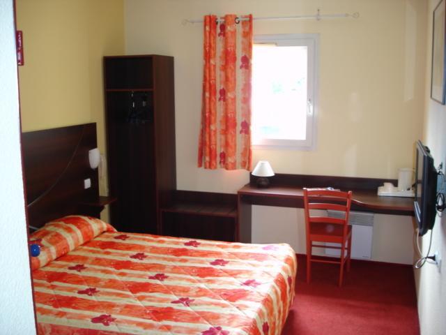 Comfort Hotel Poissy Technoparc Habitación foto